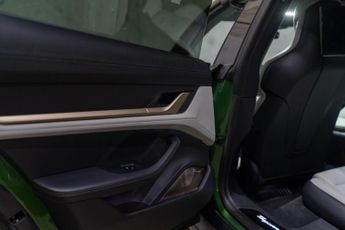 Porsche Taycan Performance Plus 93.4kWh 4S Cross Turismo Auto 4WD 5dr (11kW Cha