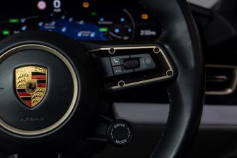Porsche Taycan Performance Plus 93.4kWh 4S Cross Turismo Auto 4WD 5dr (11kW Cha