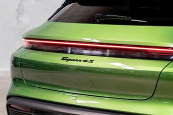 Porsche Taycan Performance Plus 93.4kWh 4S Cross Turismo Auto 4WD 5dr (11kW Cha