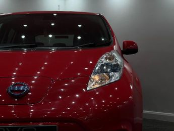 Nissan Leaf 30kWh Tekna Auto 5dr