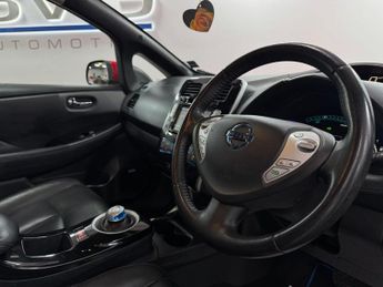 Nissan Leaf 30kWh Tekna Auto 5dr