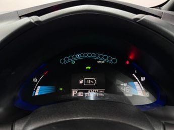 Nissan Leaf 30kWh Tekna Auto 5dr