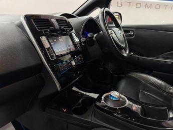 Nissan Leaf 30kWh Tekna Auto 5dr