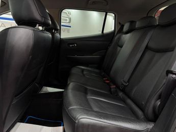 Nissan Leaf 30kWh Tekna Auto 5dr