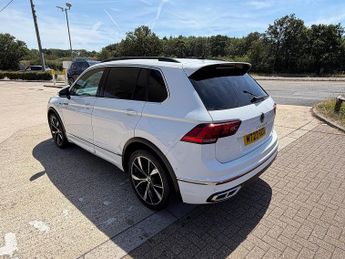 Volkswagen Tiguan 1.5 TSI R-Line SUV 5dr Petrol DSG Euro 6 (s/s) (150 ps)