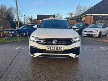 Volkswagen Tiguan 1.5 TSI R-Line SUV 5dr Petrol DSG Euro 6 (s/s) (150 ps)