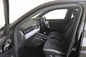 Audi A1 1.5 TFSI 35 S line Sportback S Tronic Euro 6 (s/s) 5dr