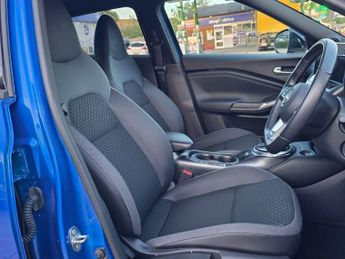 Nissan Juke 1.6 N-Connecta Auto Euro 6 5dr