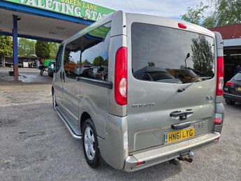 Renault Trafic 2.0 dCi SL27 Sport Crew Van 4dr Diesel QS6 L1 H1 (Phase 3) (192 