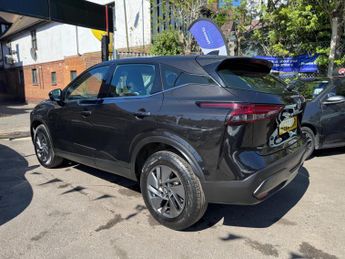 Nissan Qashqai 1.3 DIG-T MHEV Acenta Premium XTRON Euro 6 (s/s) 5dr
