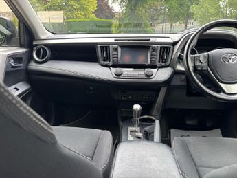Toyota RAV4 2.5 VVT-h Business Edition Plus CVT Euro 6 (s/s) 5dr (Safety Sen