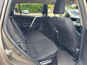 Toyota RAV4 2.5 VVT-h Business Edition Plus CVT Euro 6 (s/s) 5dr (Safety Sen