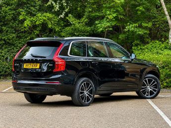 Volvo XC90 2.0 B5 MHEV Momentum Auto 4WD Euro 6 (s/s) 5dr