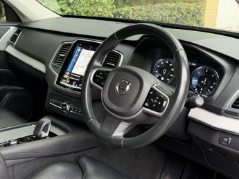 Volvo XC90 2.0 B5 MHEV Momentum Auto 4WD Euro 6 (s/s) 5dr