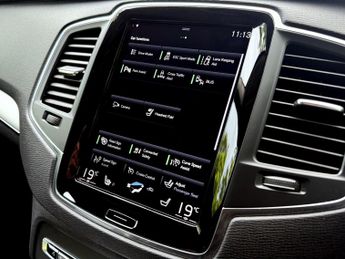 Volvo XC90 2.0 B5 MHEV Momentum Auto 4WD Euro 6 (s/s) 5dr