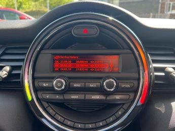 MINI Hatch 1.5 Cooper Auto Euro 6 (s/s) 5dr
