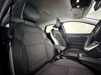 Renault Captur 1.6 E-TECH techno Auto Euro 6 (s/s) 5dr