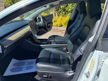 Tesla Model 3 (Dual Motor) Long Range Auto 4WDE 4dr