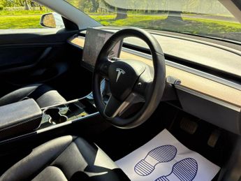 Tesla Model 3 (Dual Motor) Long Range Auto 4WDE 4dr