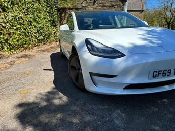 Tesla Model 3 (Dual Motor) Long Range Auto 4WDE 4dr
