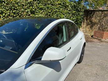 Tesla Model 3 (Dual Motor) Long Range Auto 4WDE 4dr