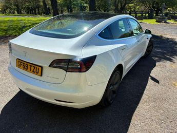 Tesla Model 3 (Dual Motor) Long Range Auto 4WDE 4dr