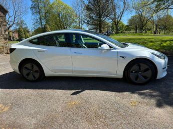 Tesla Model 3 (Dual Motor) Long Range Auto 4WDE 4dr