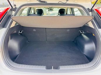 Kia Niro 1.6h GDi 2 DCT Euro 6 (s/s) 5dr