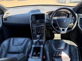 Volvo XC60 2.4 D5 R-Design Nav Auto AWD Euro 6 (s/s) 5dr
