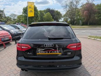 Audi A4 Avant 2.0 TDI Black Edition Estate 5dr Diesel S Tronic quattro Euro 5 