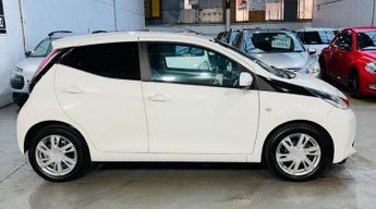 Toyota AYGO 1.0 VVT-i x-pression x-shift Euro 6 5dr