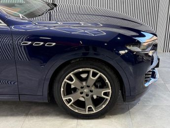 Maserati Levante 3.0D V6 ZF 4WD Euro 6 (s/s) 5dr