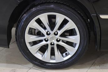 Toyota Vellfire 2.4Z PLATINUM SELECTION II