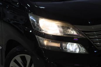 Toyota Vellfire 2.4Z PLATINUM SELECTION II