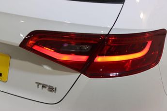 Audi A3 1.4 TFSI CoD Sport Sportback 5dr Petrol S Tronic Euro 6 (s/s) (1