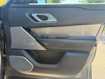 Land Rover Range Rover Velar 2.0 D240 SE SUV 5dr Diesel Auto 4WD Euro 6 (s/s) (240 ps)