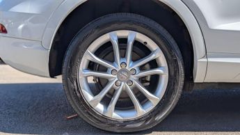 Audi Q3 2.0 TFSI SE S Tronic quattro Euro 5
