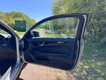 Mercedes-Benz C Class 2.1 C220 CDI Executive SE G-Tronic+ Euro 5 (s/s) 2dr