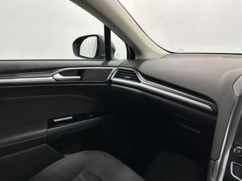 Ford Mondeo 2.0 TiVCT Zetec Edition CVT Euro 6 (s/s) 5dr