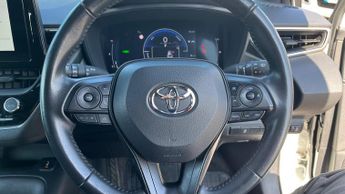Toyota Corolla 1.8 VVT-h CVT Euro 6 (s/s) 5dr