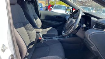 Toyota Corolla 1.8 VVT-h CVT Euro 6 (s/s) 5dr