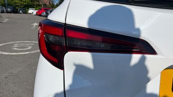 Toyota Corolla 1.8 VVT-h CVT Euro 6 (s/s) 5dr
