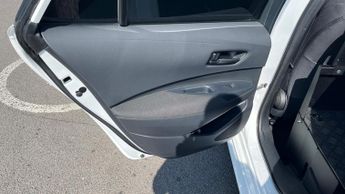 Toyota Corolla 1.8 VVT-h CVT Euro 6 (s/s) 5dr