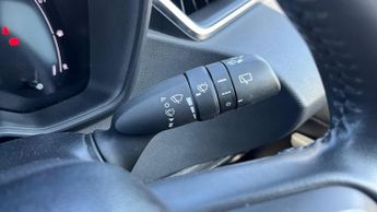 Toyota Corolla 1.8 VVT-h CVT Euro 6 (s/s) 5dr