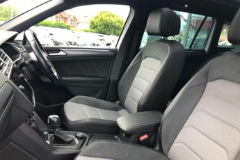 Volkswagen Tiguan 2.0 TDi 190 4Motion R-Line Tech 5dr DSG
