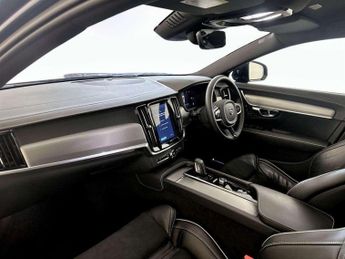 Volvo V90 2.0 B4 MHEV Plus Auto Euro 6 (s/s) 5dr