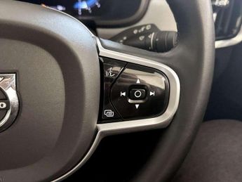 Volvo V90 2.0 B4 MHEV Plus Auto Euro 6 (s/s) 5dr