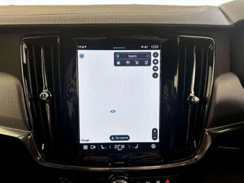 Volvo V90 2.0 B4 MHEV Plus Auto Euro 6 (s/s) 5dr