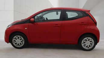 Toyota AYGO 1.0 VVT-i x-play x-shift Euro 6 5dr