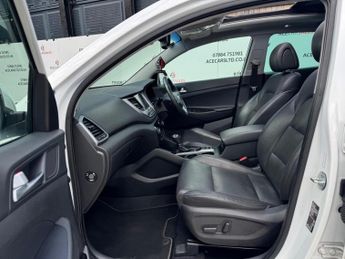 Hyundai TUCSON 2.0 CRDi Premium SE Auto 4WD Euro 6 5dr